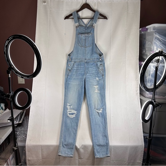 AMERICAN EAGLE Women’s Size XS Denim Jean Bib Overalls Tomgirl Style Destructed - Picture 2 of 16